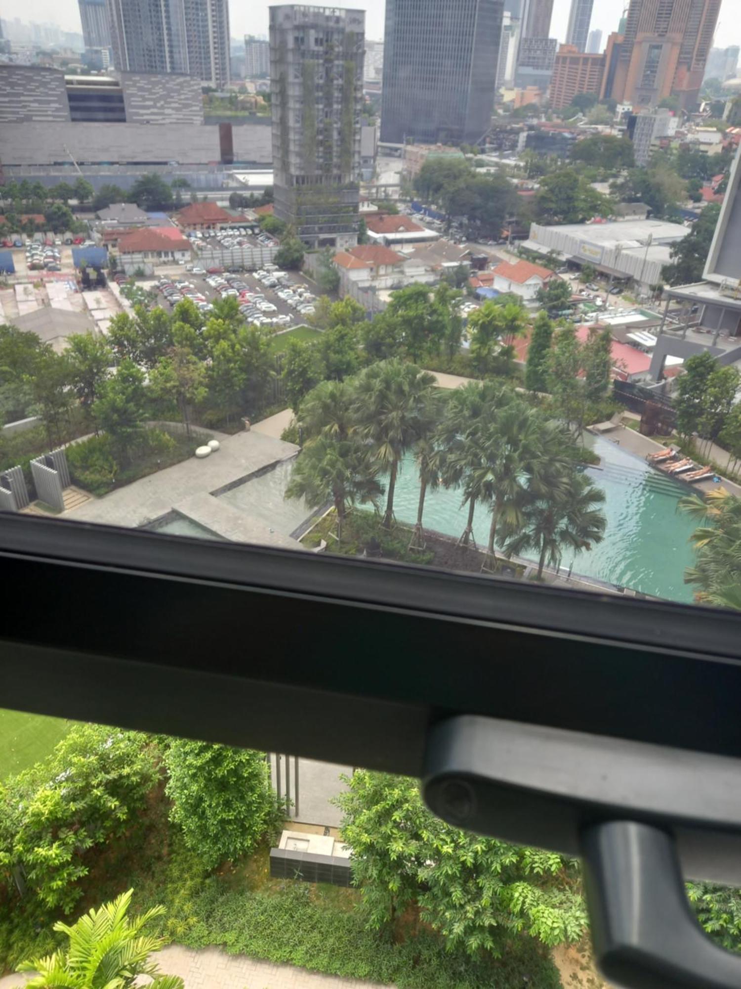 Sky World Service At Agile Malaysia Apartamento *